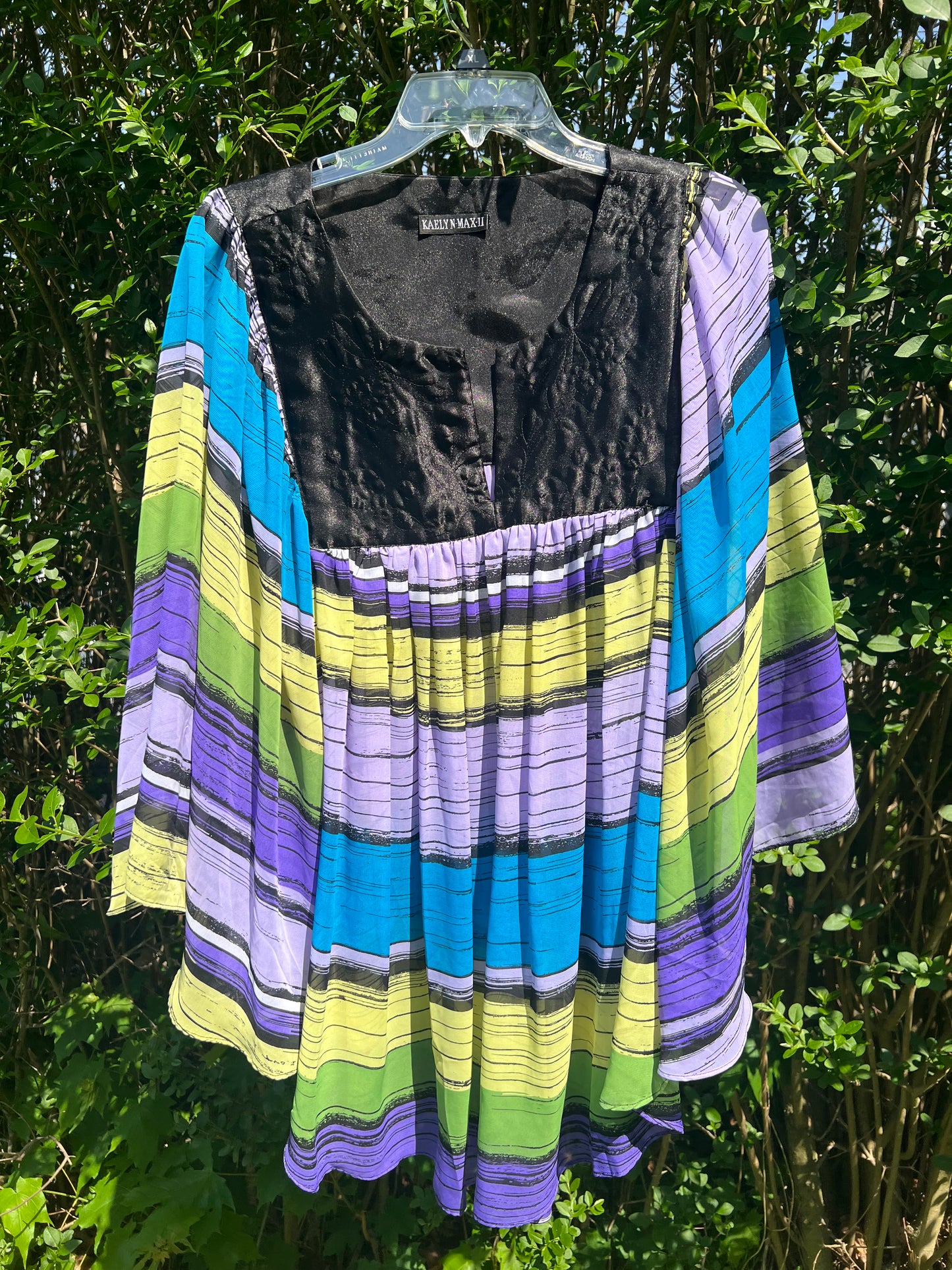 Vintage Kaelyn Max 2 Flowy Striped Top