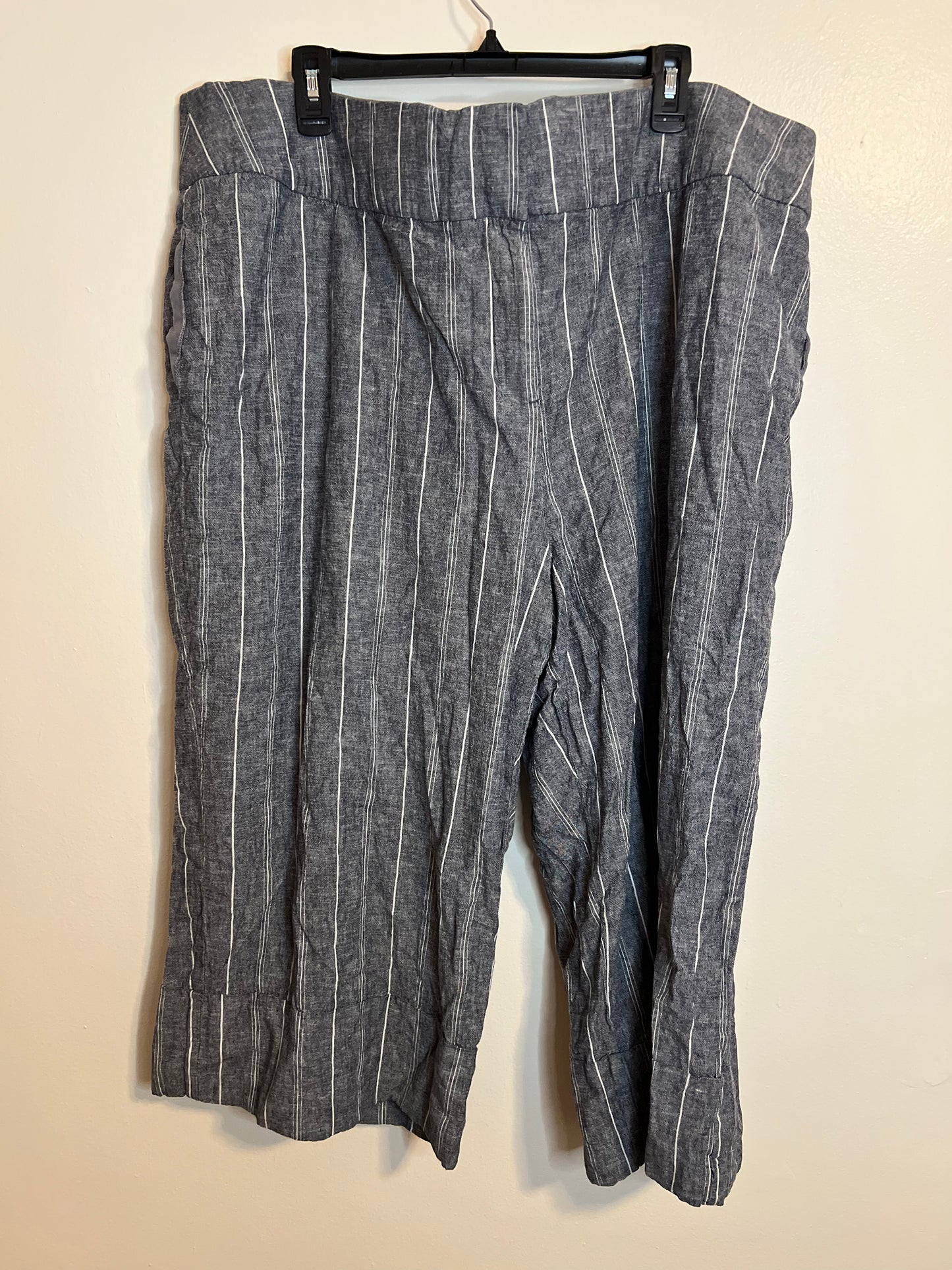 Lane Bryant Gray And White Striped Capri Pants