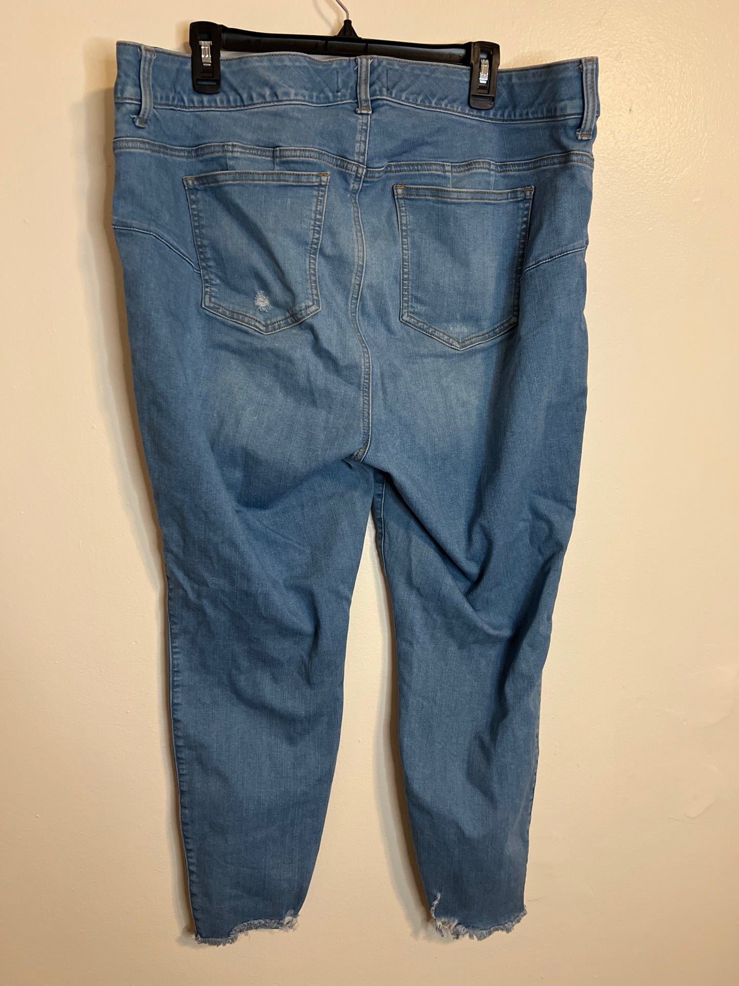 Torrid  Bombshell Skinny Light Wash Stretch Jeans