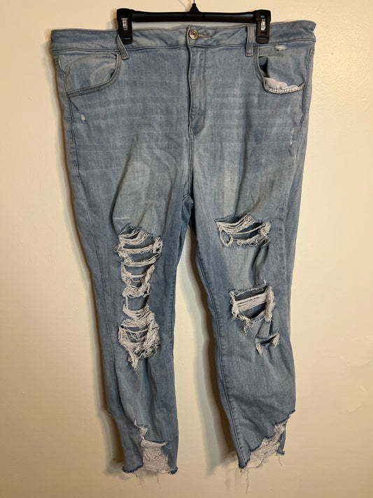 American Eagle Light Wash Distressed Skinny Jean