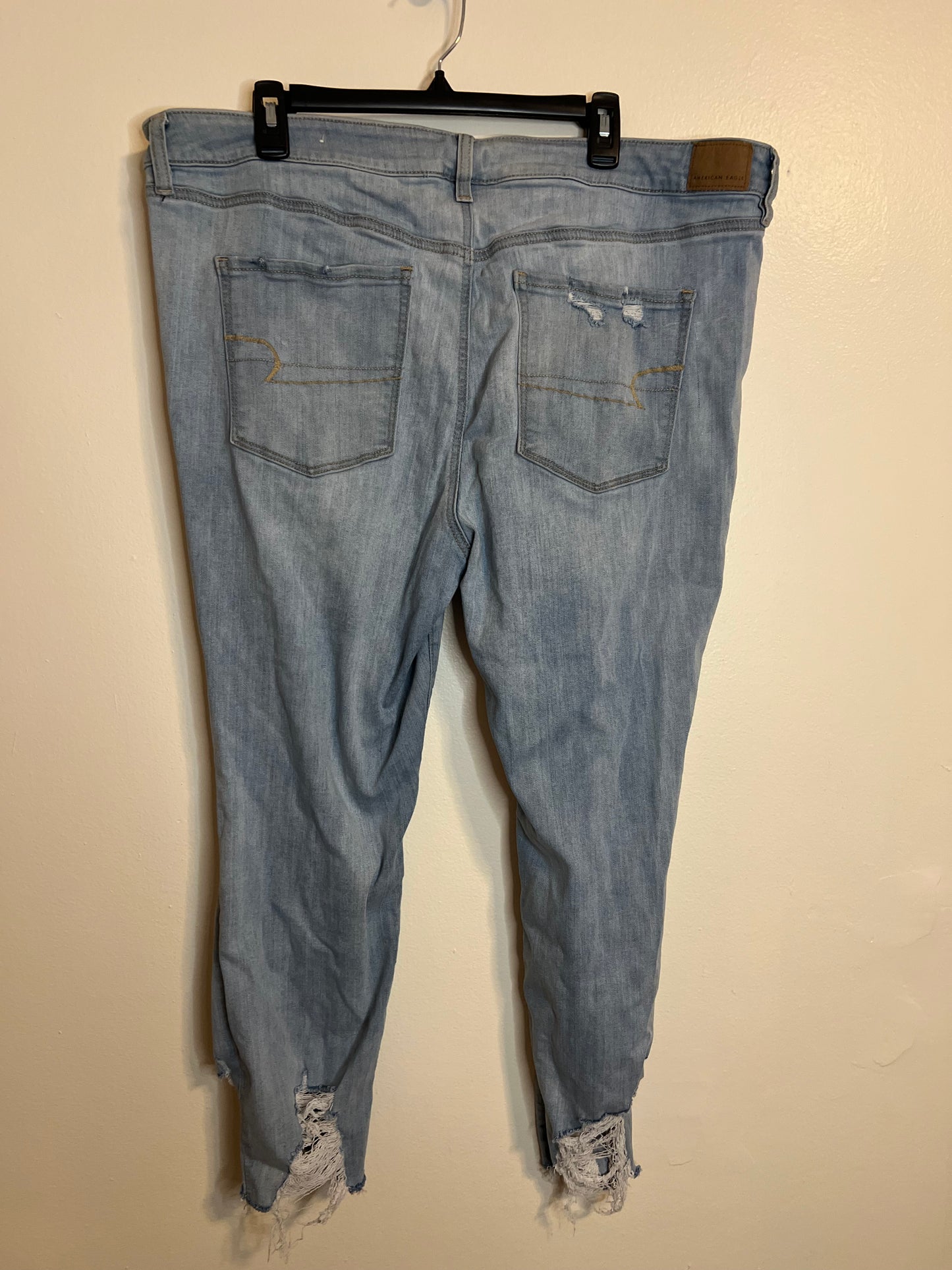 American Eagle Light Wash Distressed Skinny Jean