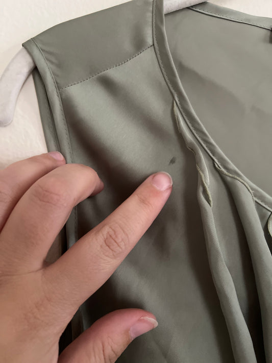 Violet&Claire Green Ruffle Tank