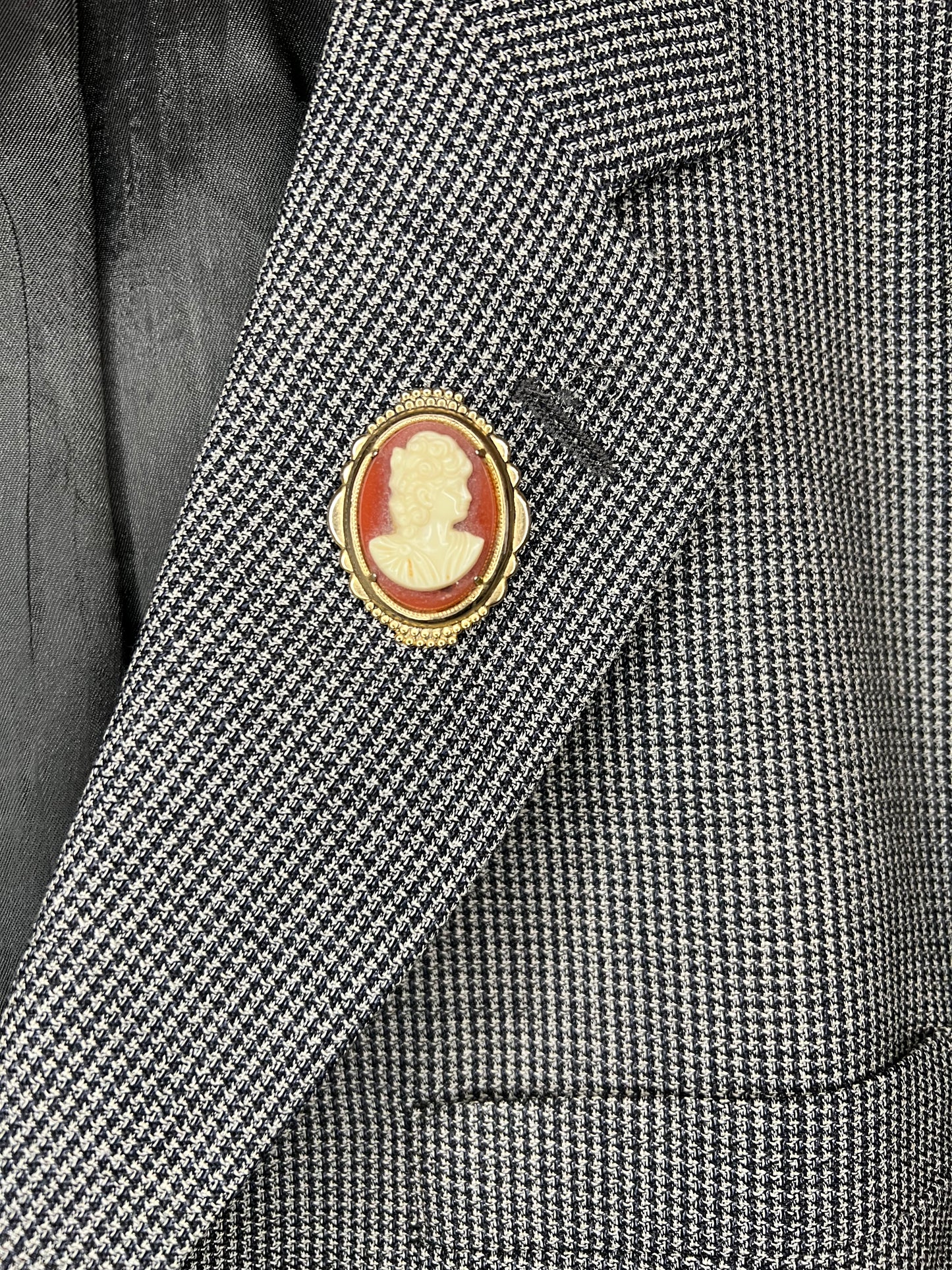 Antique Cameo Brooch