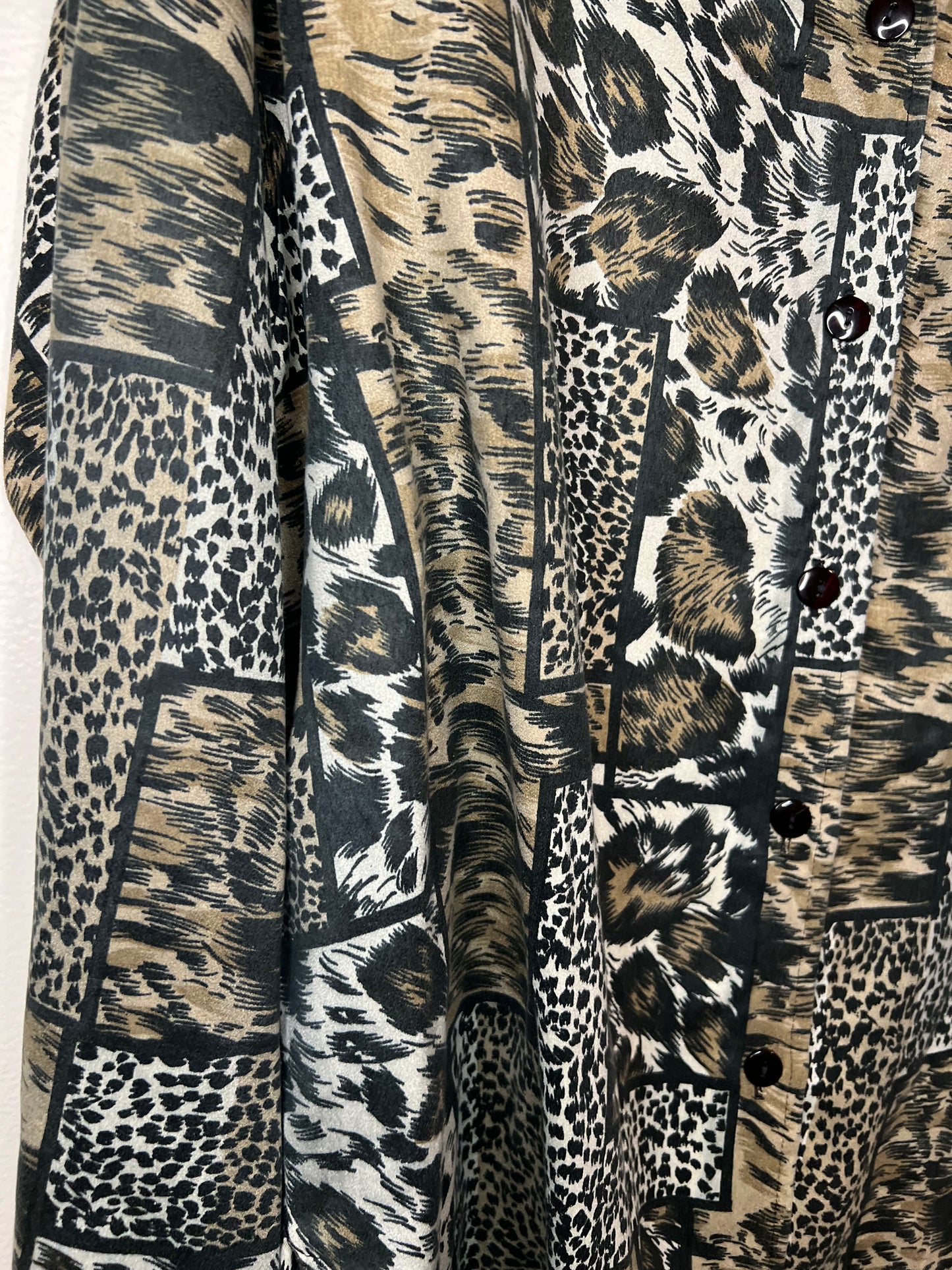 Vintage Nouveau Monde Animal Print Blouse