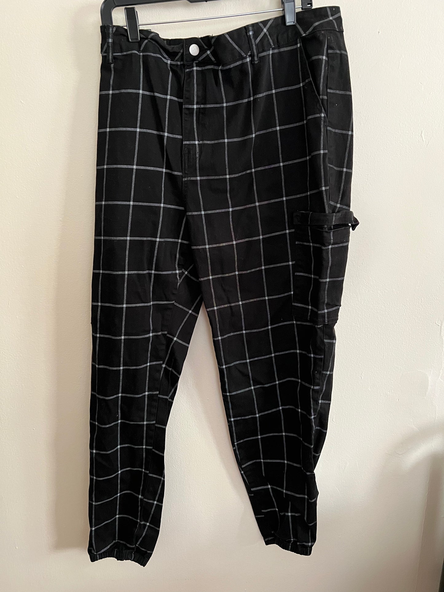 Hot Topic Checkered Pants