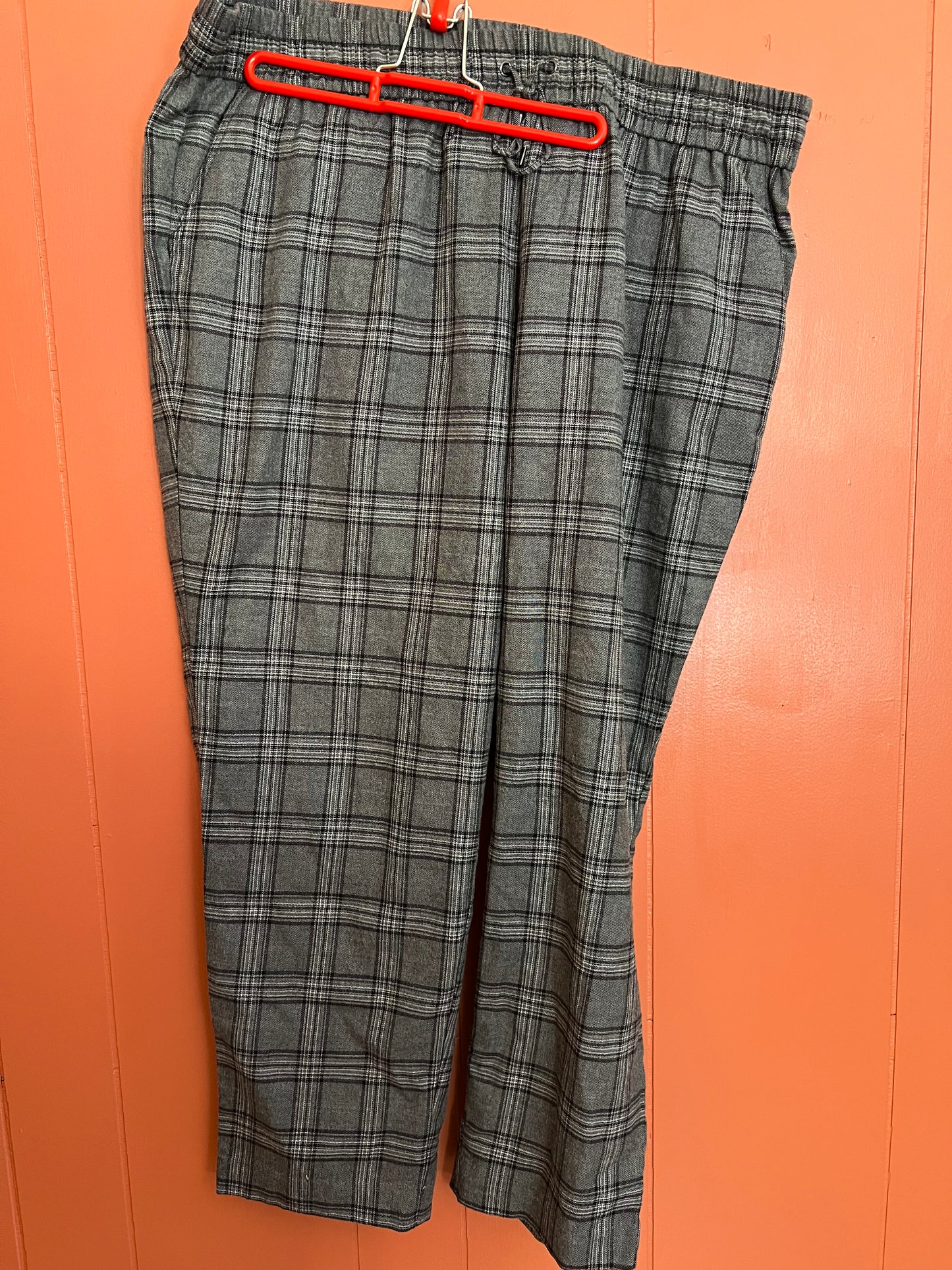 Anne Klein Plaid Pants