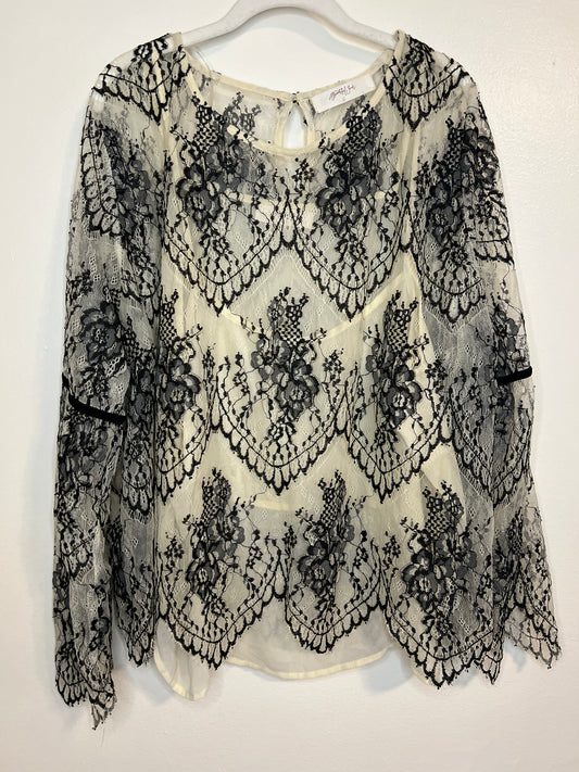 A Beautiful Soul Black And Beige Lace Blouse