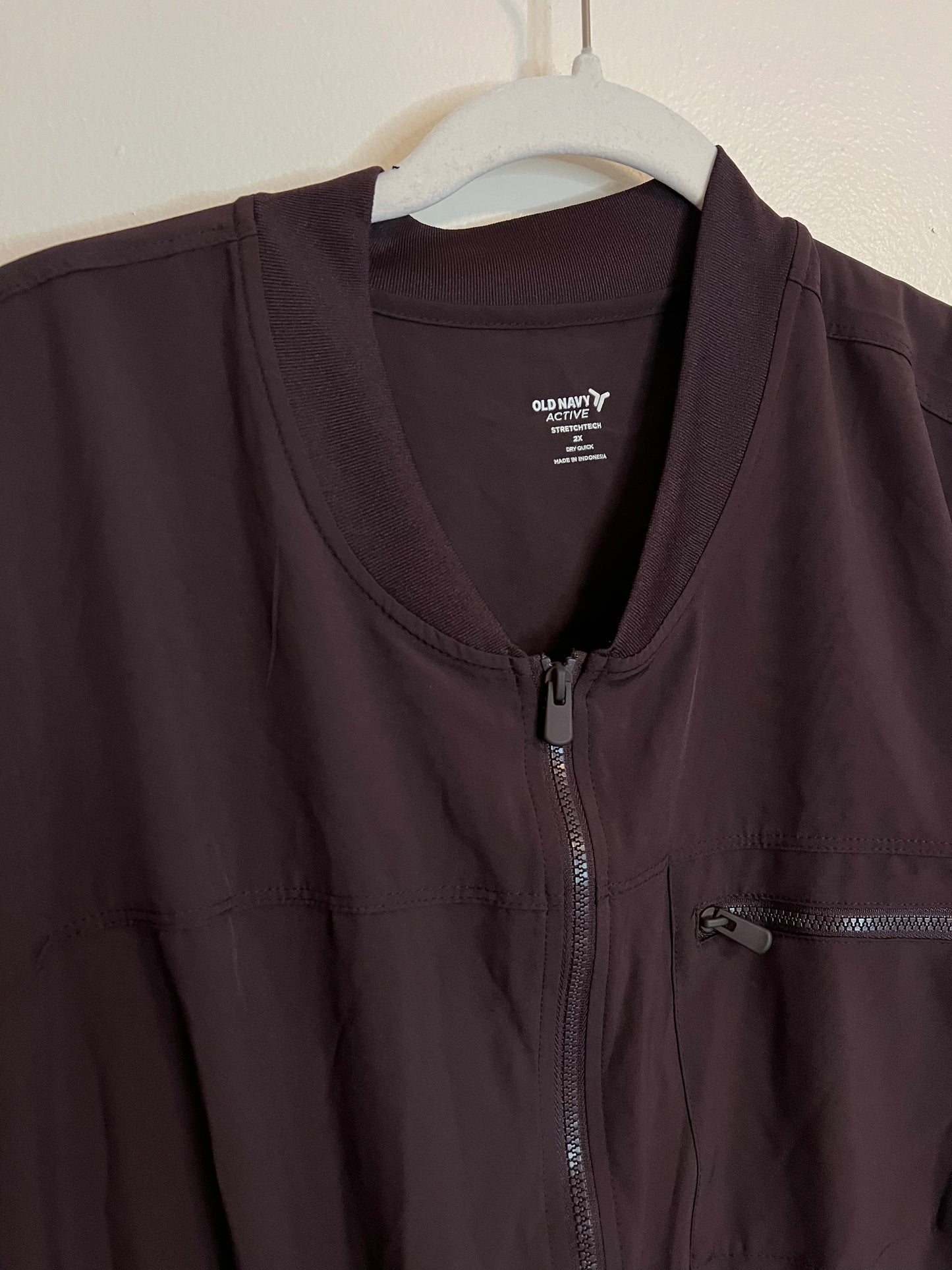 Old Navy Active Jumpsuit StretchTech Cropped Zip Plum Wine