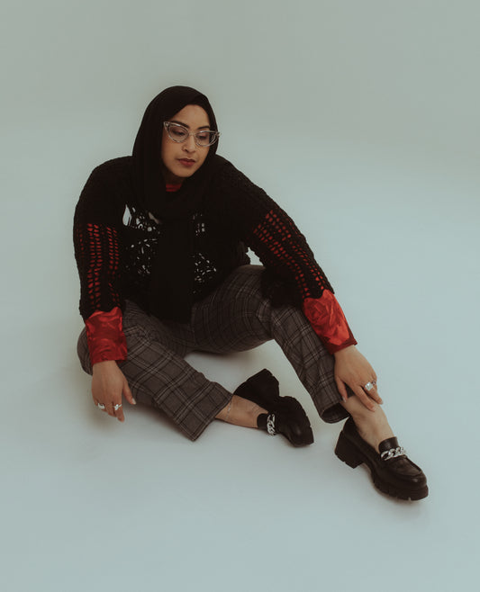 TAHARI Red Rose Mesh Top